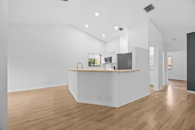 15 Via De Casas Sur #204 1