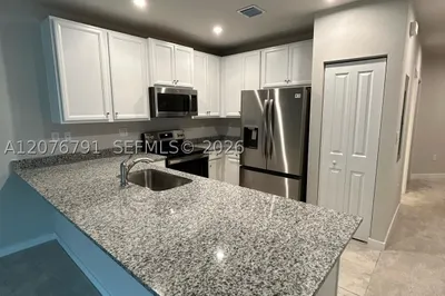 446 NW 11th Ave #446 1