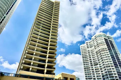 16275 Collins Avenue ##1004 1