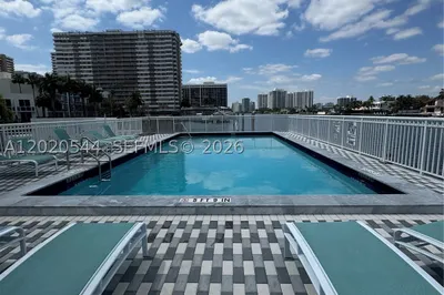 1913 S Ocean Dr #427 1