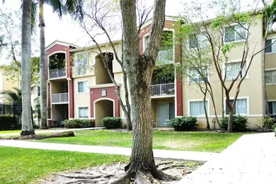 7085 Nova Dr #313 1