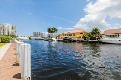 2866 NE 30th Street #4 1