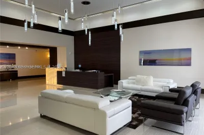 16485 Collins Ave #538 1