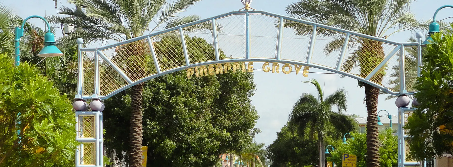 Exploring the Vibrant Charm of Mallory Square Delray Beach