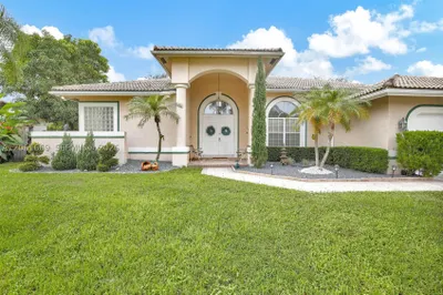351 NW 110th Ave 1