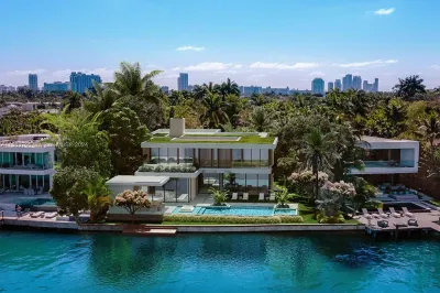 416 W San Marino Dr 1