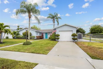 6579 Country Way 1