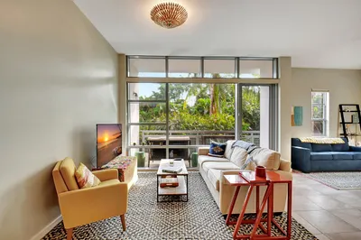 365 SE 6th Avenue #204 1