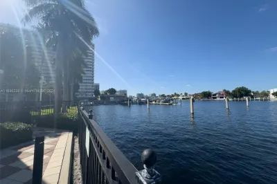 Dock
