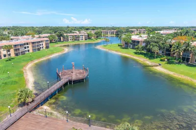 5828 CORAL LAKE Drive #304 1