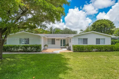 17460 SW 85th Ave 1