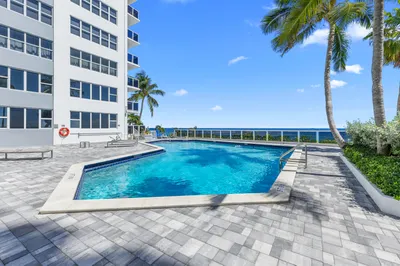 3700 GALT OCEAN Drive #815 1