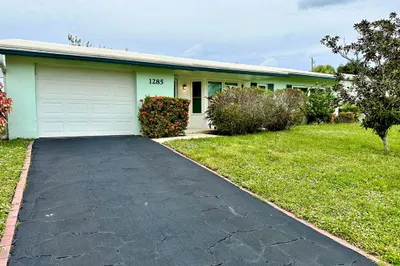 1285 SW 10th Street 1