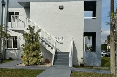 6200 SW 131st Ct #201 1