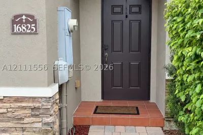 16825 NW 14th Ave 1