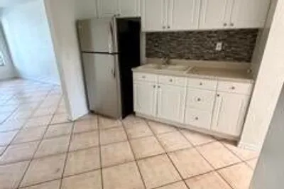 209 NW 17TH Street #1-2 1