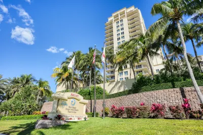 3800 N Ocean Drive #1907 1
