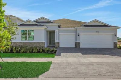 10717 NW Suncrest Lp 1
