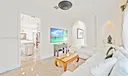 2501 Pine Tree Dr Photo