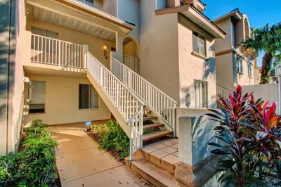 17202 Glenmoor Drive 1