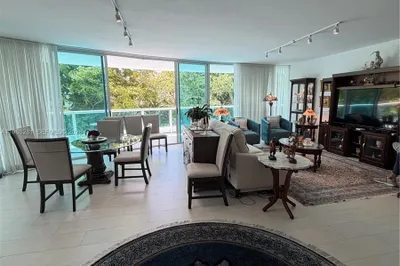 2127 Brickell Ave #502 1