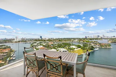 3055 Harbor Drive #1603 1