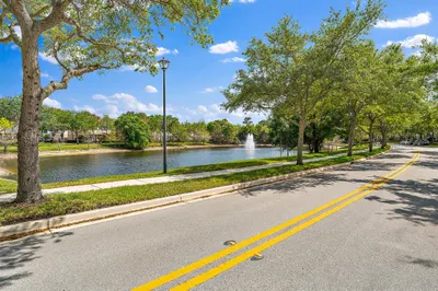 128 W Thatch Palm Circle 1