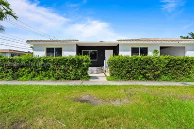 580 Lee Dr 1