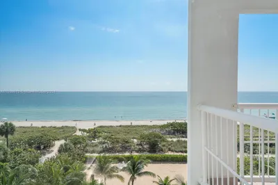 9341 Collins Ave #501 1