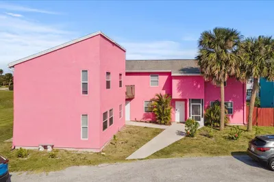 646 Eldorado Street 1