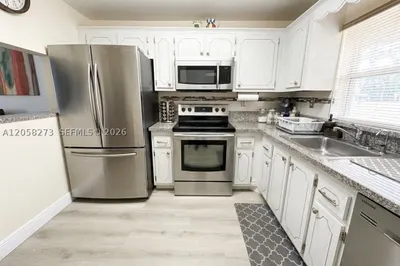 9801 Sunrise Lakes Blvd #203 1