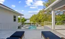 202 E Riverside Drive Photo