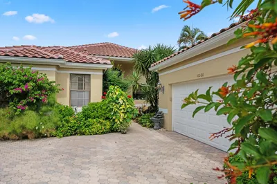 10080 Dover Carriage Lane 1