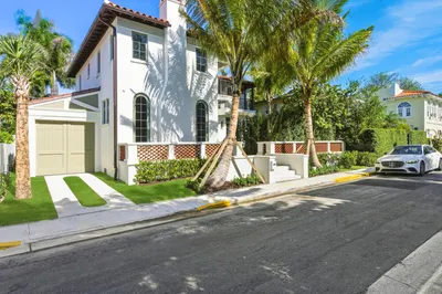 259 Oleander Avenue 1