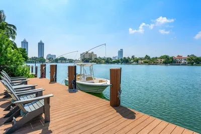 Dock