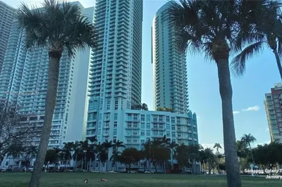 QUANTUM NORTH AND SOUTH TOWER