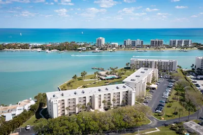 200 Intracoastal Place #103