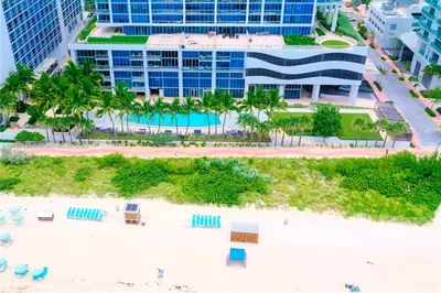 6899 Collins Ave #703 1