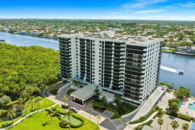 3420 S Ocean Boulevard #8W 1