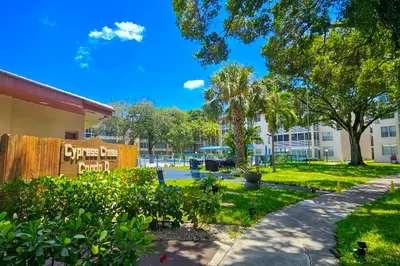 2650 NW 49th Avenue #318 1