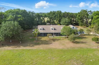 384 E Kings Highway