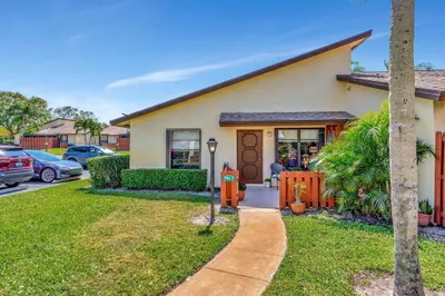 7917 SE Villa Circle 1