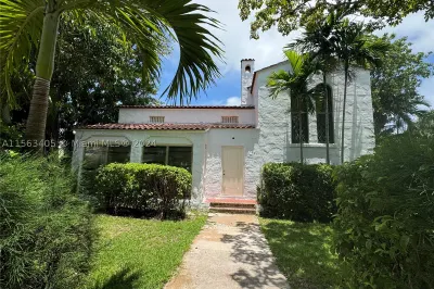 2601 Acacia Ct 1