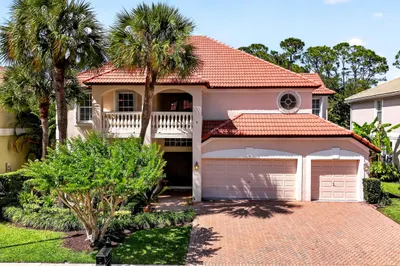 194 Lone Pine Drive 1