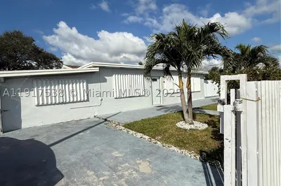 22020 SW 114th Ave 1
