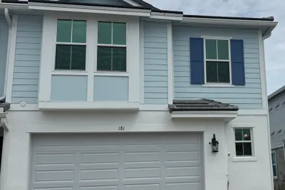 181 SE Birch Terrace 1