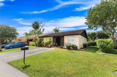 Corner lot house