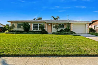 538 Sabal Palm Drive 1