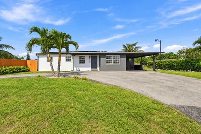 2775 NE 16th Avenue 1