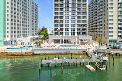 1228 West Ave #208 1